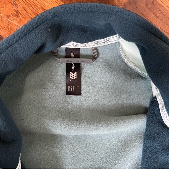 All in motion fleece jacket - Picture 3 of 7